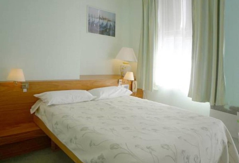 חדר סטנדרט, & Restaurant Le Cardinal