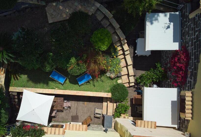 带1个卧室带花园景观的公寓, Baglio Antico Forno