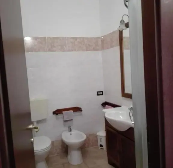 ファミリールーム, A Casa Di Anna
