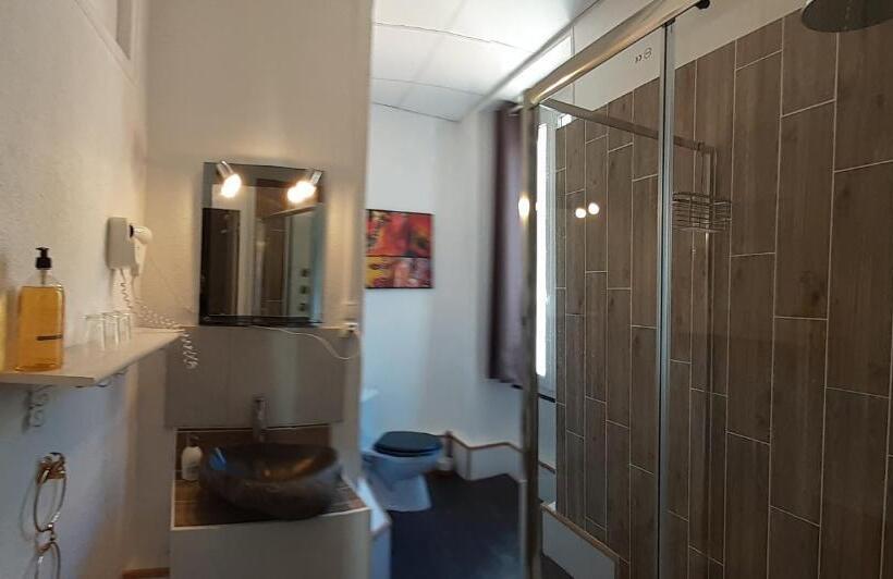 חדר משפחתי נוף להרים, Rose Des Alpes