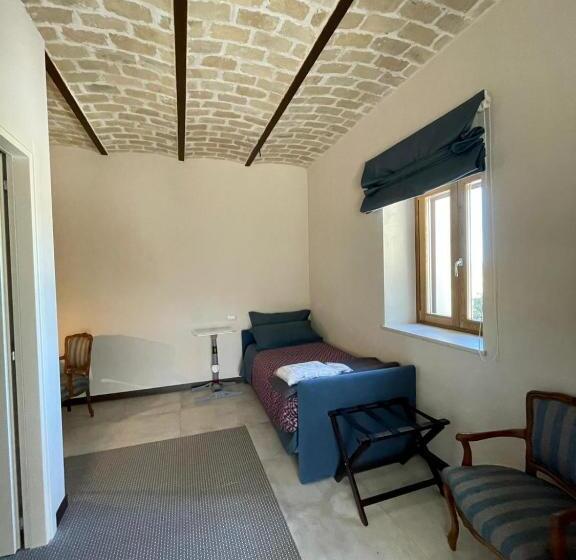 标准单人间, La Cascina Di Chiara