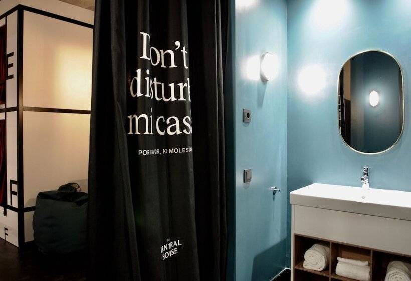 اتاق استاندارد, The Central House Madrid Lavapiés