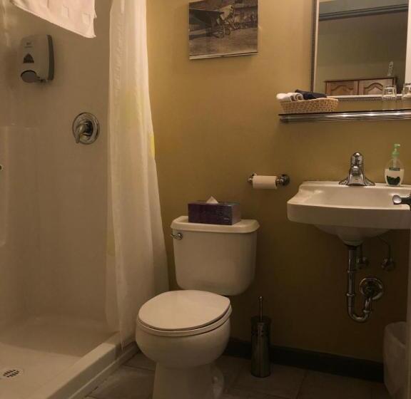 スタンダードルーム, Crowsnest Vineyards Guesthouse