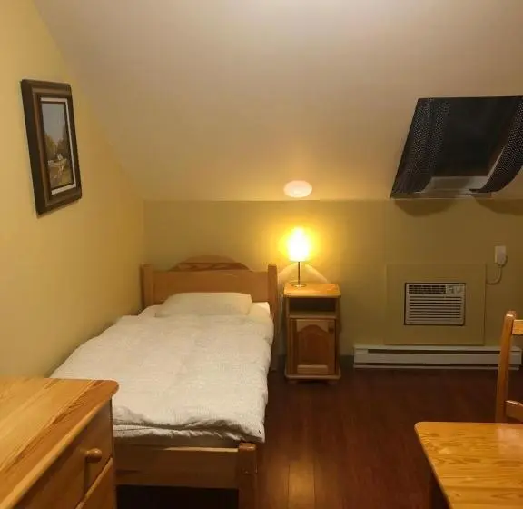 スタンダードルーム, Crowsnest Vineyards Guesthouse