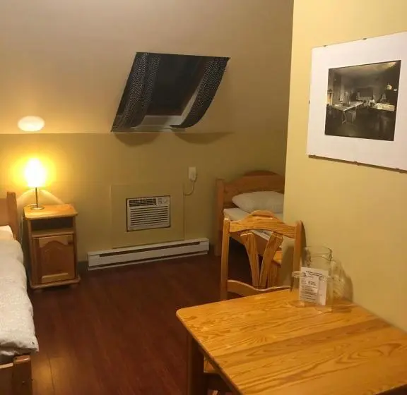 スタンダードルーム, Crowsnest Vineyards Guesthouse
