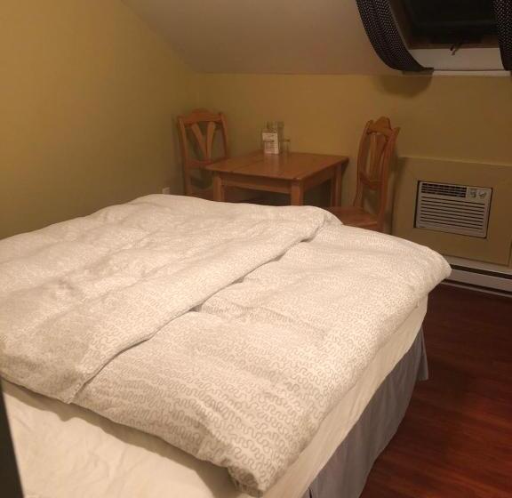 スタンダードルーム, Crowsnest Vineyards Guesthouse