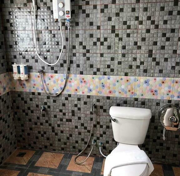 家庭间, 2u Hotel Hatyai