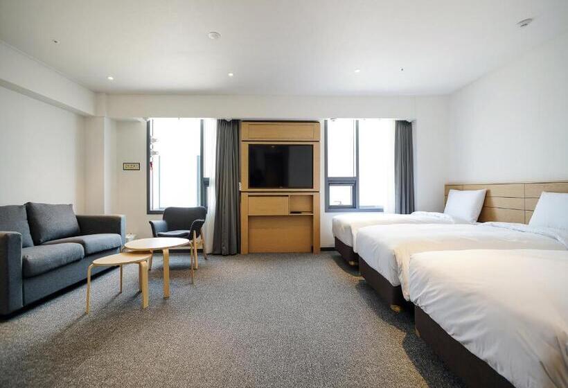 סוויטה, Henn Na Hotel Seoul Myeongdong