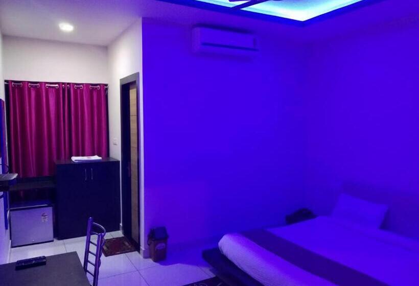 غرفة سوبيريور, Reyansh