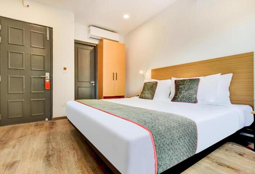 غرفة ديلوكس, Townhouse Century