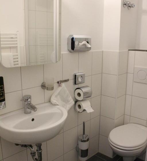 اتاق استاندارد یک نفره, Pension Buongusto