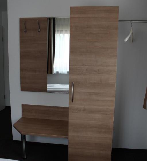 اتاق استاندارد یک نفره, Pension Buongusto