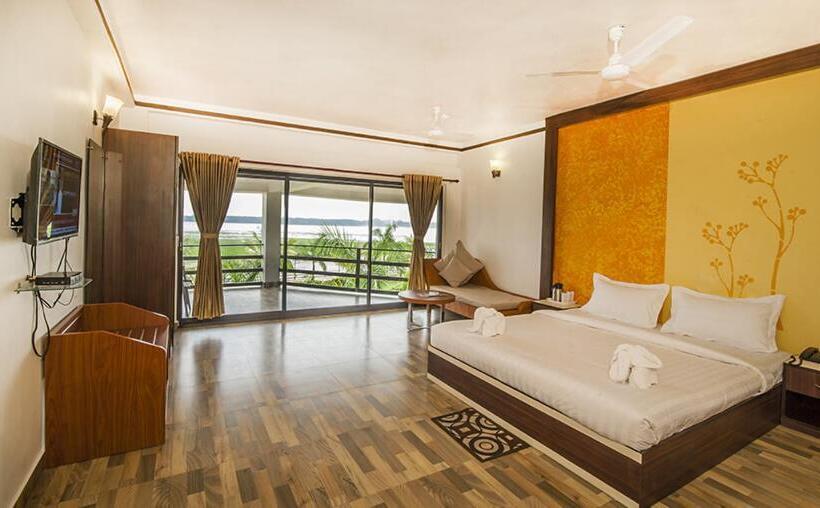 디럭스 룸, Sonar Bangla Kolaghat