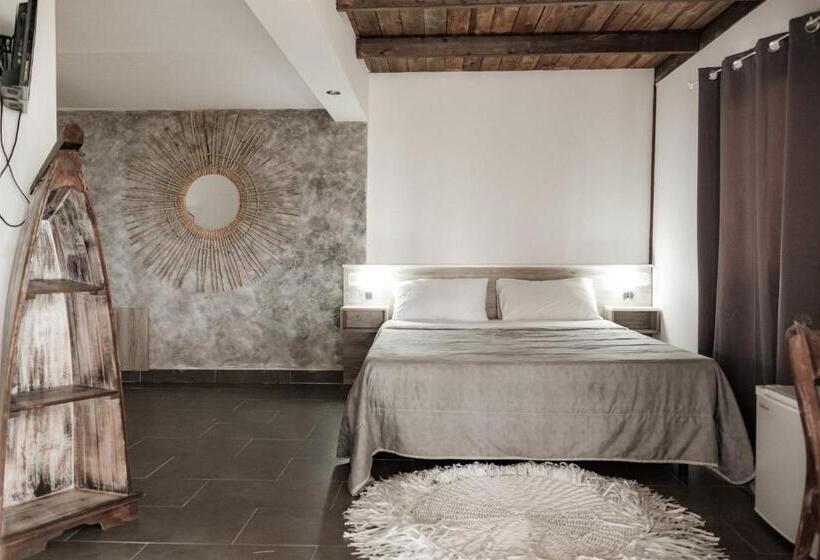 스탠다드 4인용 룸 바다전망, Riva Del Sol Beach Resort