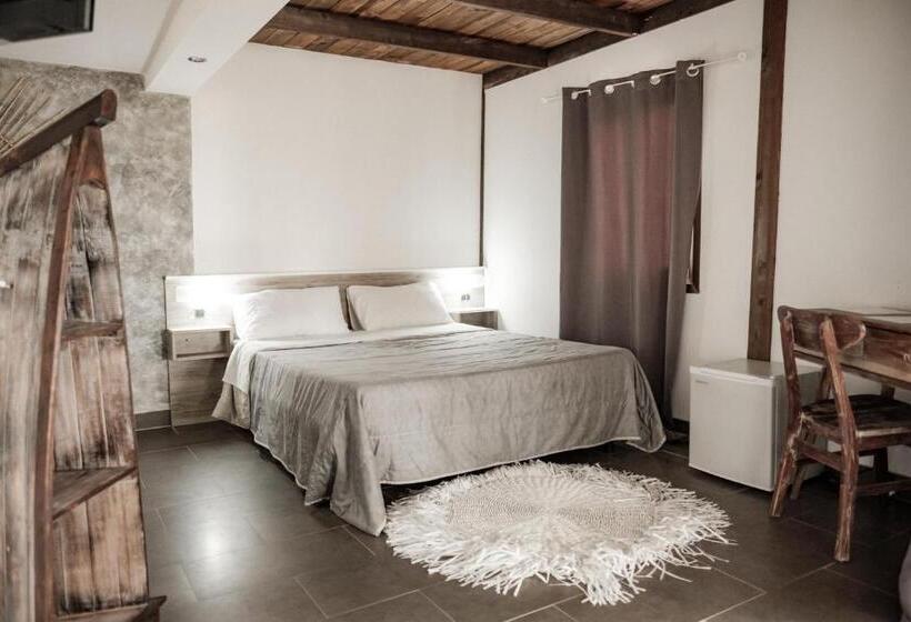 스탠다드 4인용 룸 바다전망, Riva Del Sol Beach Resort