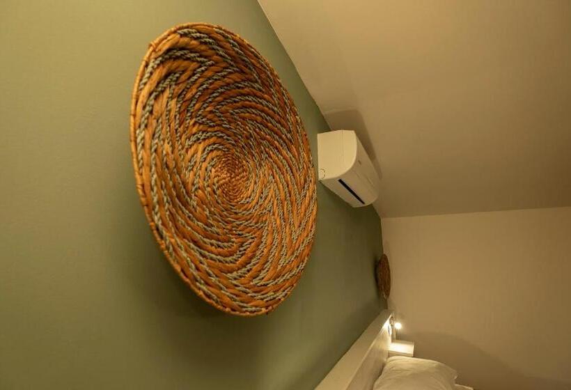 غرفة كلاسيكية رباعية, Riva Del Sol Beach Resort