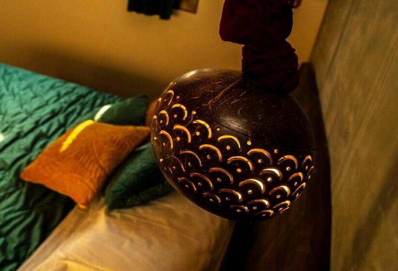 غرفة قياسية رباعية مطلة على الحديقة, Riva Del Sol Beach Resort