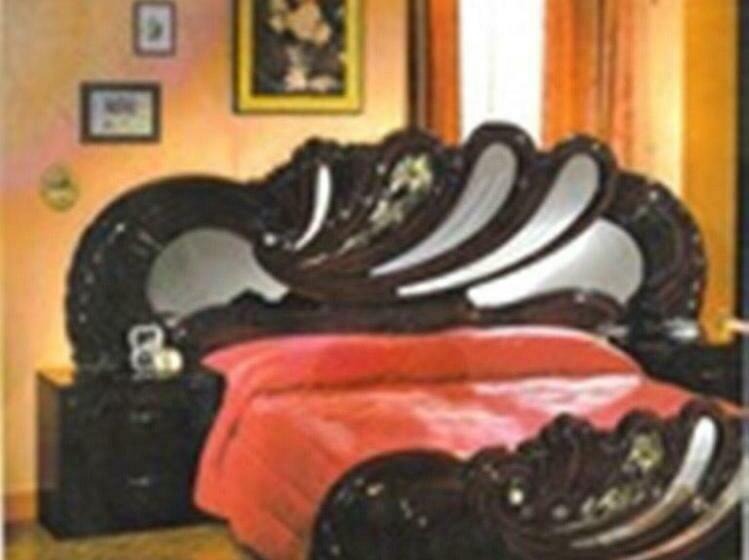 سوییت اجرایی, Gyason Royal Guest House