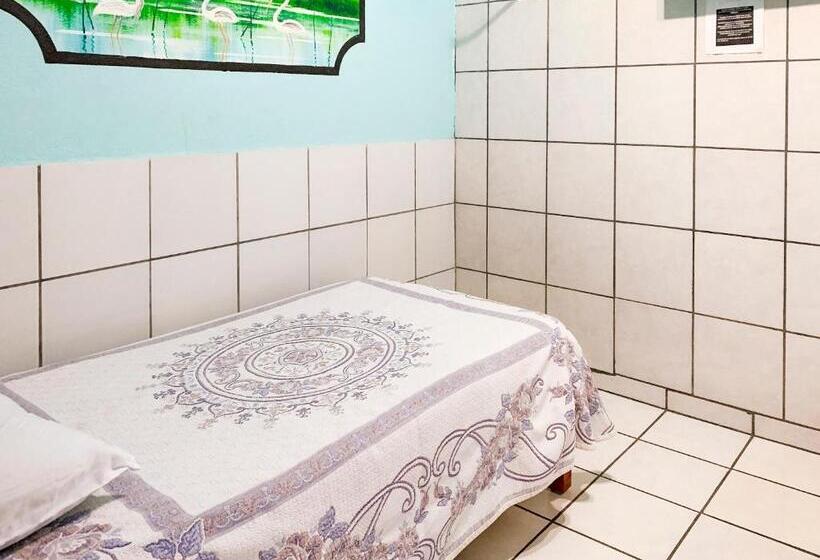 标准单人间, Posada Agua Escondida