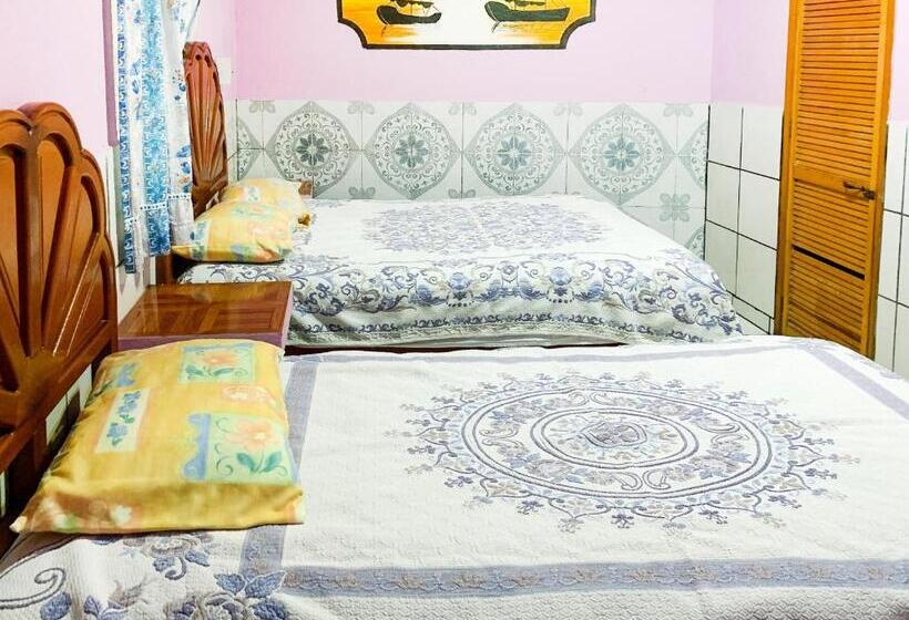 标准三人间, Posada Agua Escondida