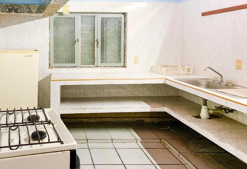 家庭间, Posada Agua Escondida