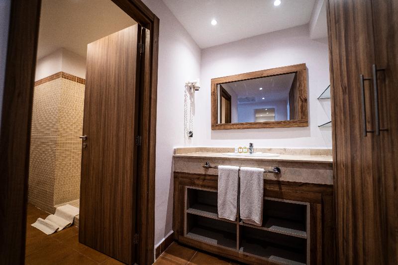 Quarto Superior Vista Mar, Be Live Collection Saidia