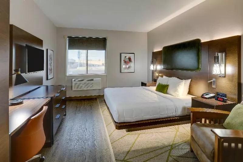 سوئیت با تخت بزرگ, Best Western Plus Riata