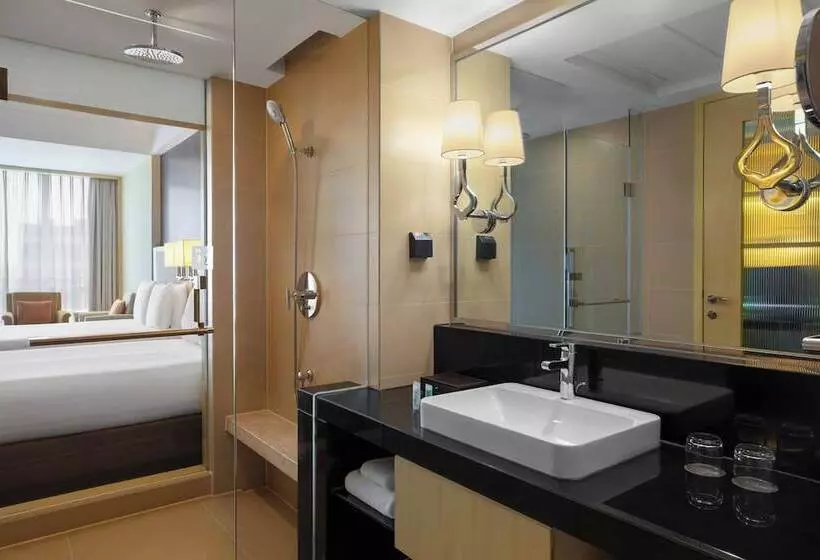 اتاق اجرایی, Courtyard By Marriott Shanghai Central