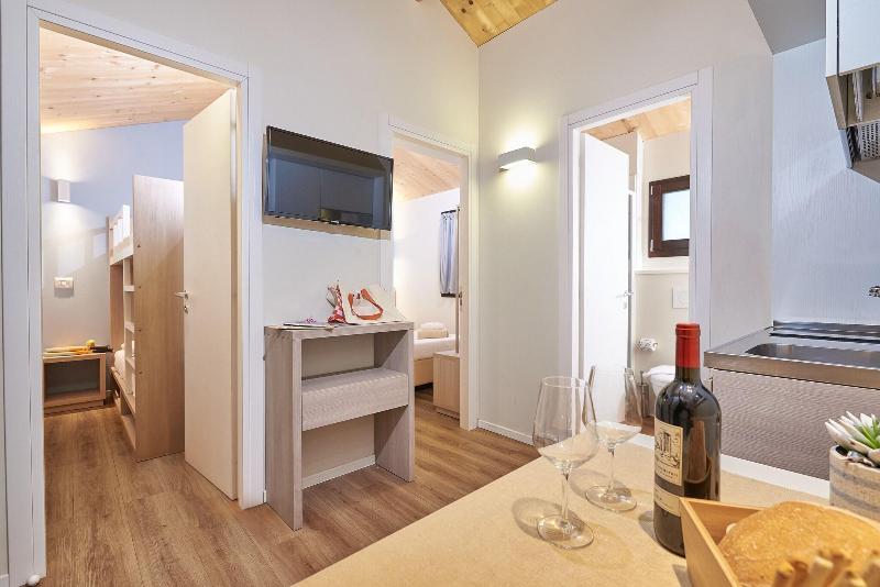 스탠다드 룸, Crampon