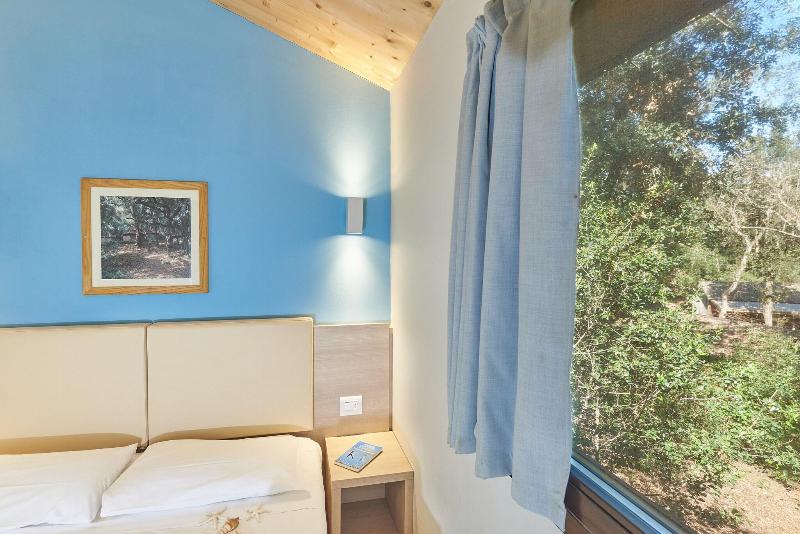 스탠다드 룸, Crampon