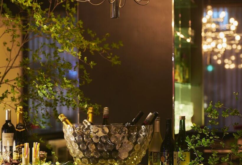 Президентский Люкс, Cross Hotel Sapporo