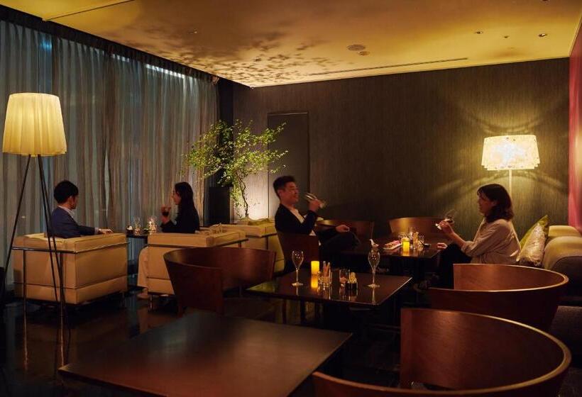 침실 4개 아파트, Cross Hotel Sapporo