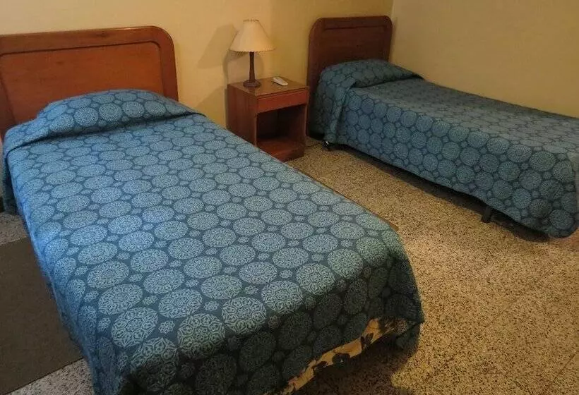 スタンダードルーム, Del Oeste B&b