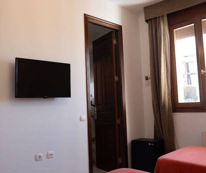 اتاق استاندارد, Don Paula