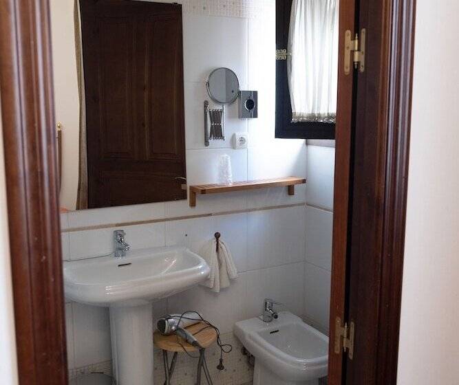 اتاق استاندارد, Don Paula