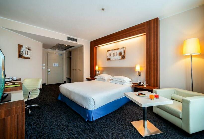 Номер Стандарт, Delta Hotels By Marriott Olbia Sardinia