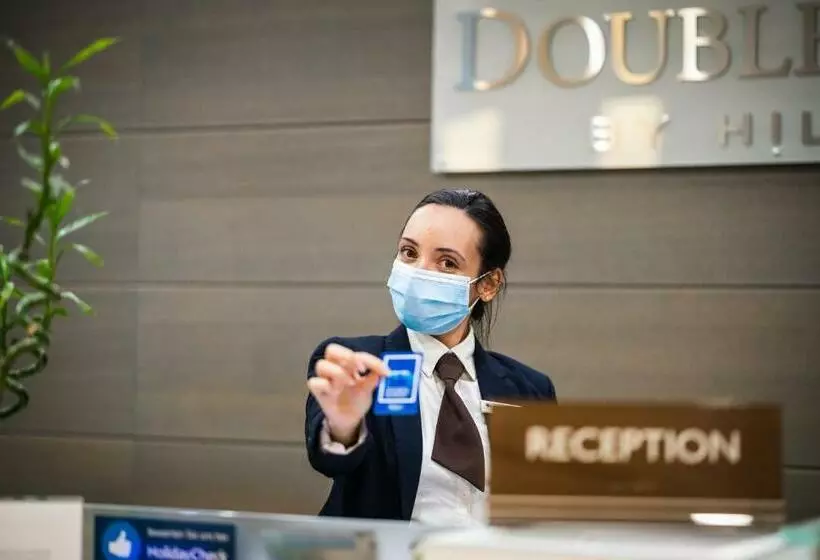 سوئیت با بالکن, Delta Hotels By Marriott Olbia Sardinia