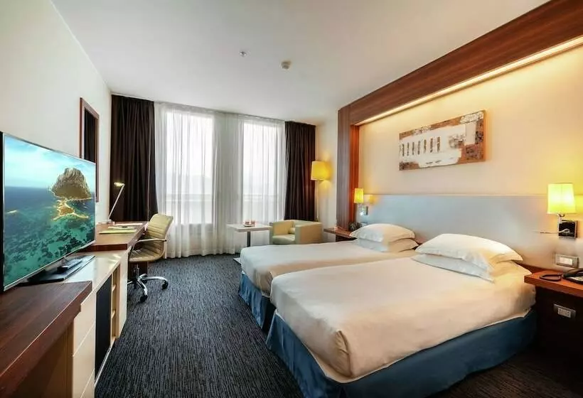 اتاق استاندارد, Delta Hotels By Marriott Olbia Sardinia