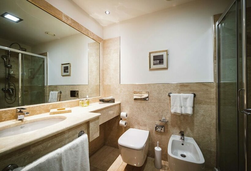 景色の見えるデラックスルーム, Delta Hotels By Marriott Olbia Sardinia