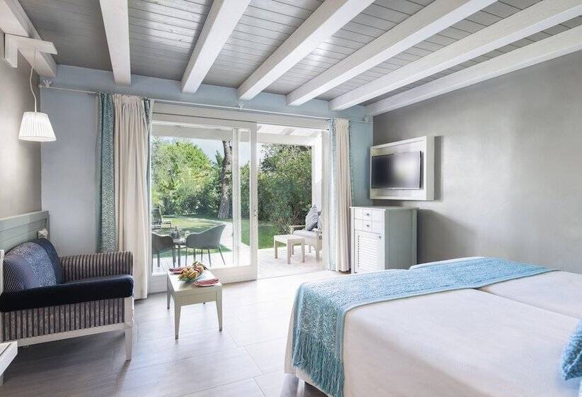 בקתה דלוקס, Forte Village Resort  Le Palme