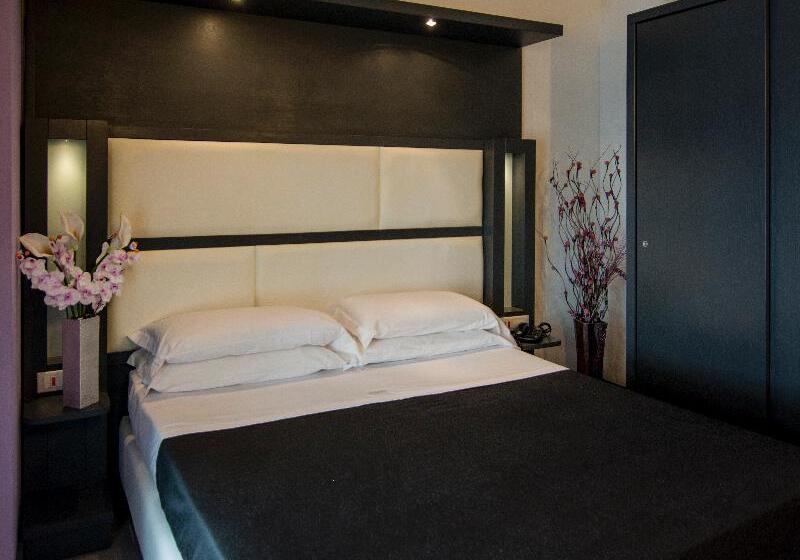 اتاق استاندارد, Golden