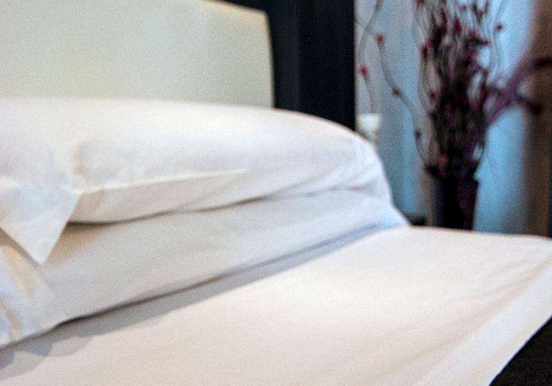 اتاق استاندارد, Golden