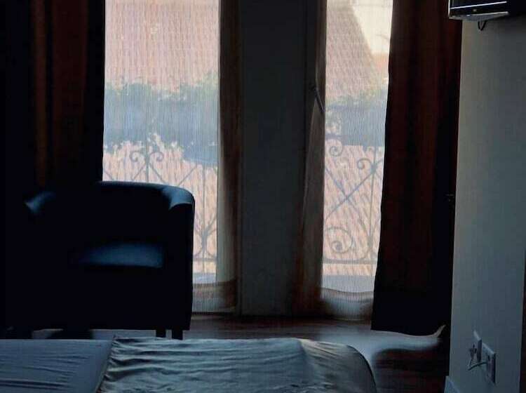 Номер Стандарт Индивидуальный, Harder Minerva