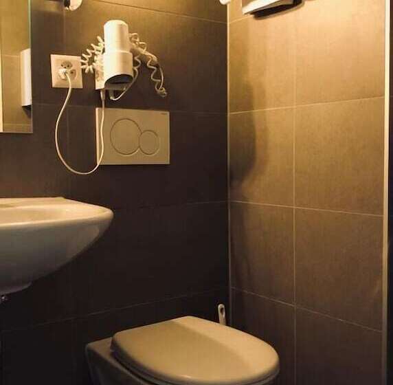 Номер Стандарт, Harder Minerva