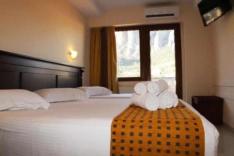 스탠다드 트리플 룸, Kosta Famissi