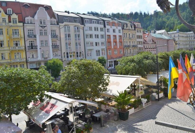 غرفة سوبيريور عائلية, Palacky