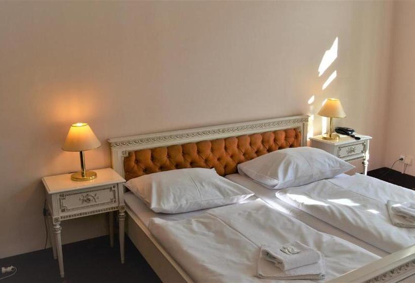 غرفة سوبيريور عائلية, Palacky