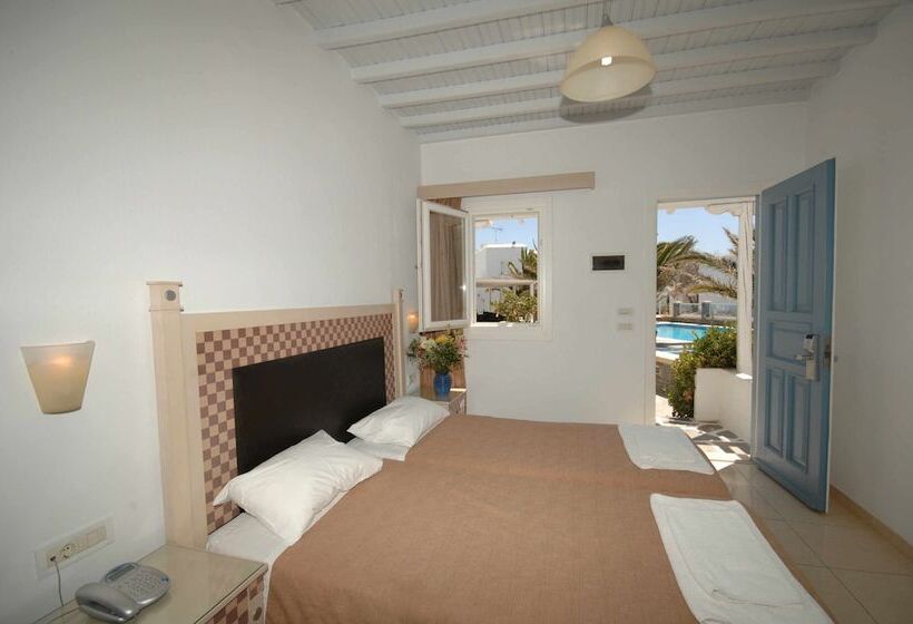 חדר אקונומי, Petinaros