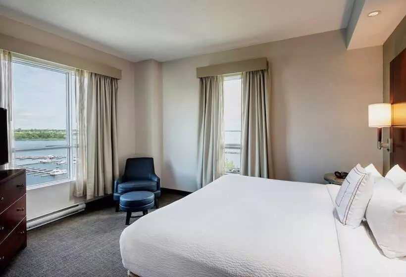 2 Bedroom Suite City View, Residence Inn By Marriott Kingston Water's Edge