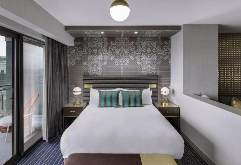 סטודיו סטנדרט עם מרפסת, The Cosmopolitan Of Las Vegas